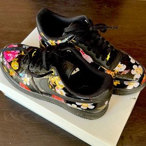 Nike Floral Air Force 1